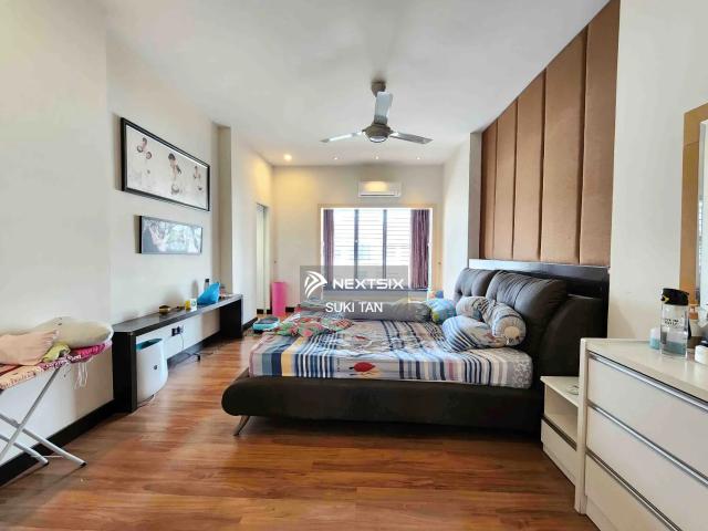 Residential House for sale in Country Heights Damansara, Kuala Lumpur