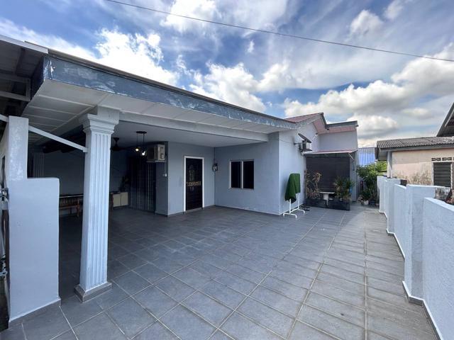 Residential House for sale in Kajang, Langat