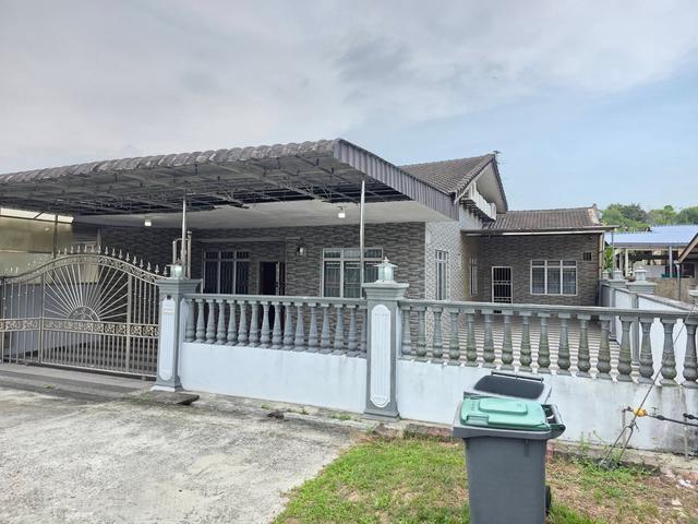 Residential House for sale in Ulu Tiram, Johor