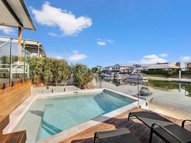 Villa for sale in Gold Coast, Gold Coast Urban