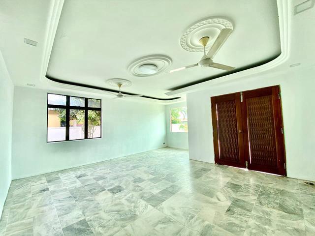 Bungalow for sale in Kajang, Langat
