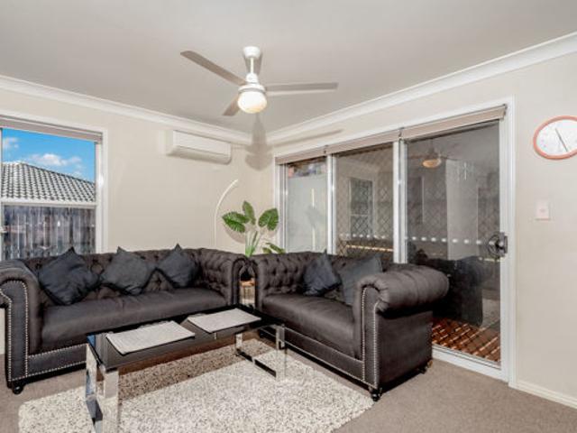 Townhouse for sale in Toombul, Queensland