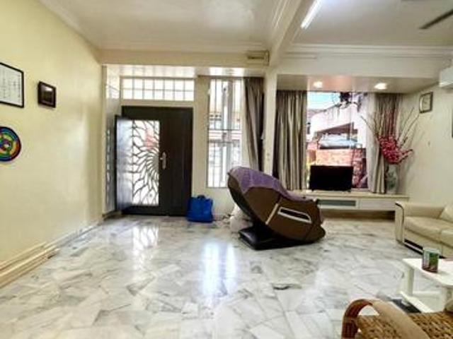 Terraced House for sale in Kluang