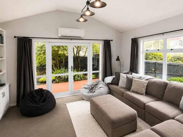 House for rent in Kelston