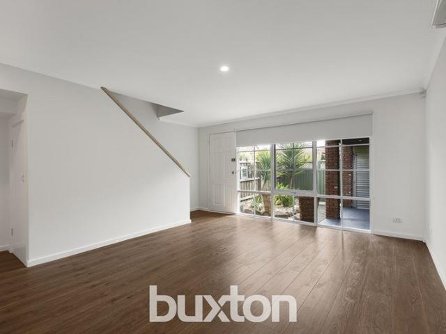 Townhouse for rent in Seaford, Melbourne