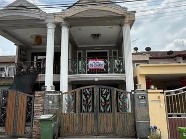 Townhouse for sale in Country Heights Damansara, Kuala Lumpur
