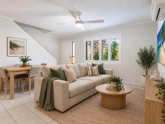 Townhouse for sale in Woodridge, Greater Brisbane