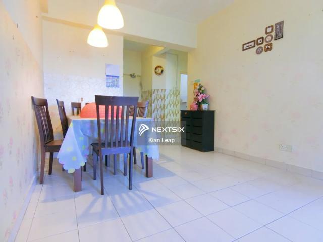 Residential House for sale in Country Heights Damansara, Kuala Lumpur