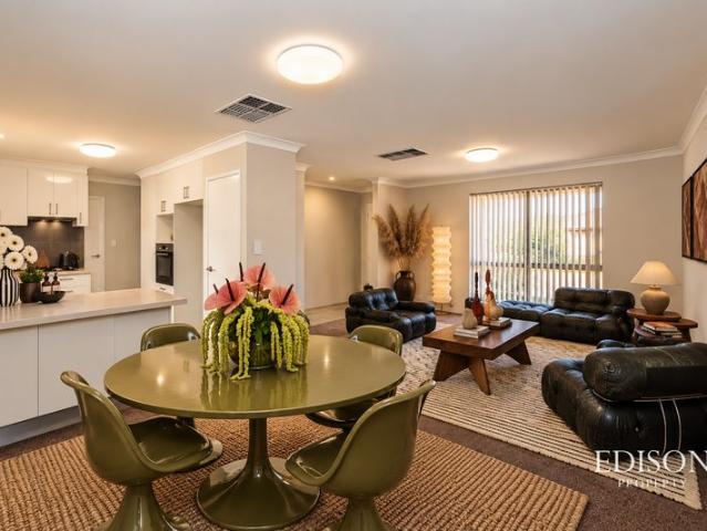 Villa for rent in Yokine, City of Stirling