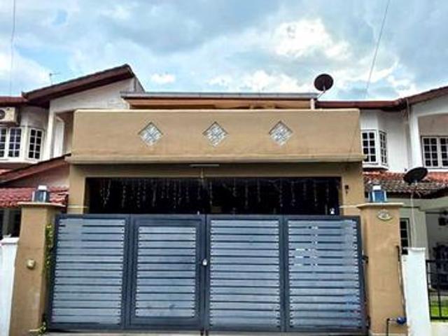 Terraced House for sale in Shah Alam, Petaling