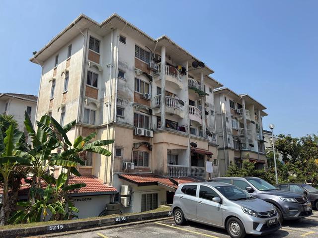 Apartment for sale in Petaling, Damansara Damai