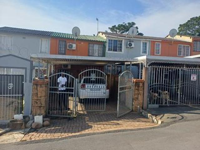 House for sale in Phoenix, Kwazulu-natal