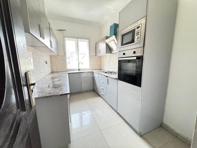 Flat for rent in Eti Osa, Lagos