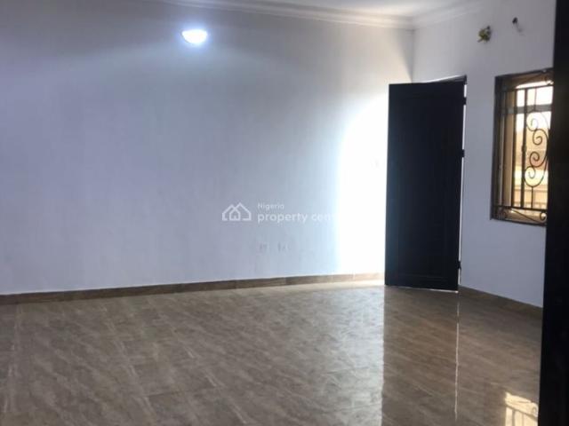 Flat for rent in Eti Osa, Lagos