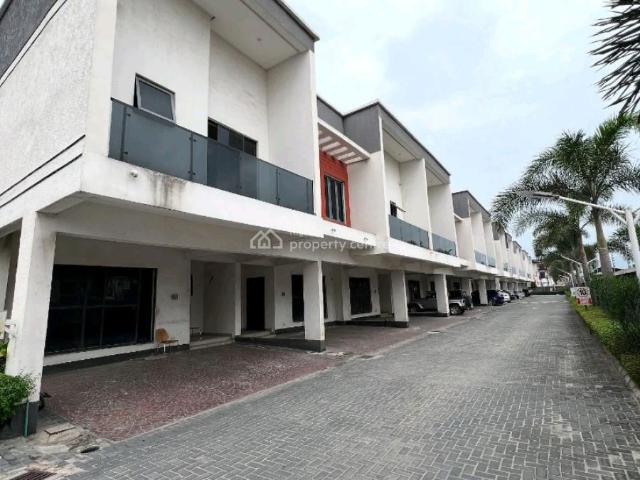 Detached house for rent in Eti Osa, Lagos