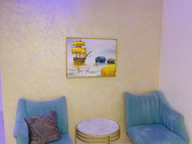 Flat for rent in Eti Osa, Lagos