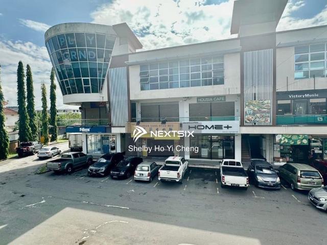 Shop for sale in Johor