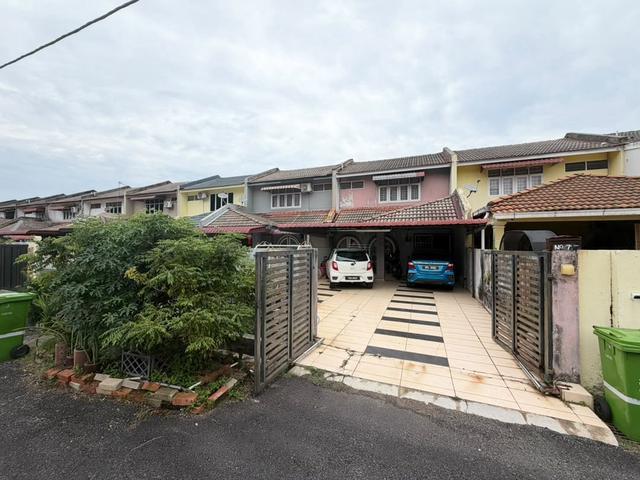 Terraced House for sale in Kuantan