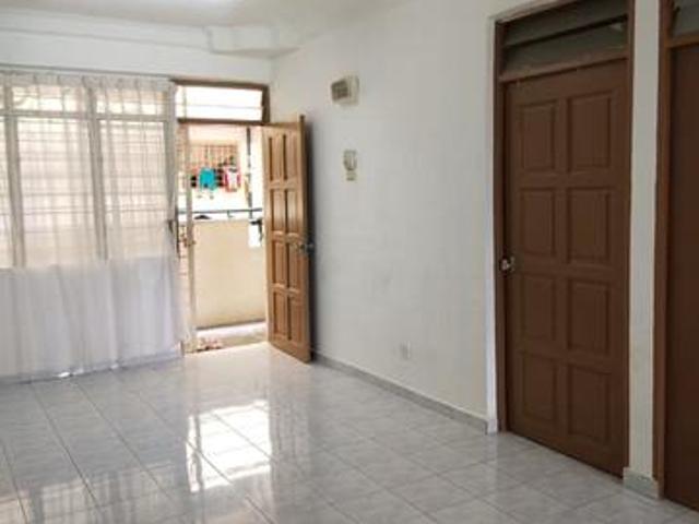 Flat for sale in Ampang, Majlis Perbandaran Ampang Jaya