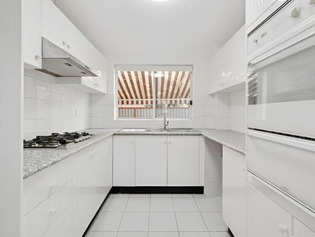Townhouse for rent in Sydney, New South Wales