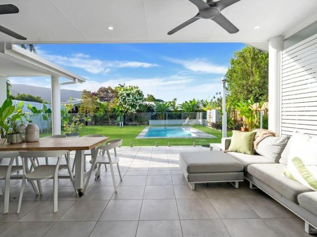 House for sale in Kewarra Beach, Queensland