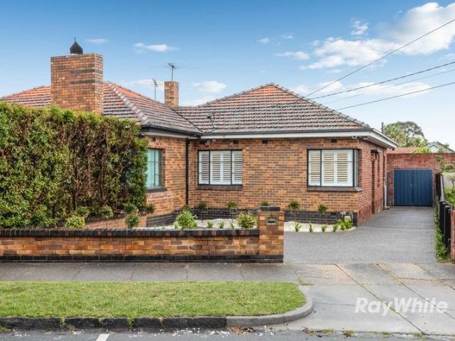House for sale in Ormond, Victoria