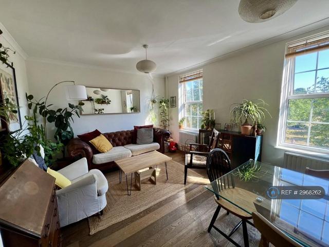 Apartment for rent in Kidbrooke, Greater London