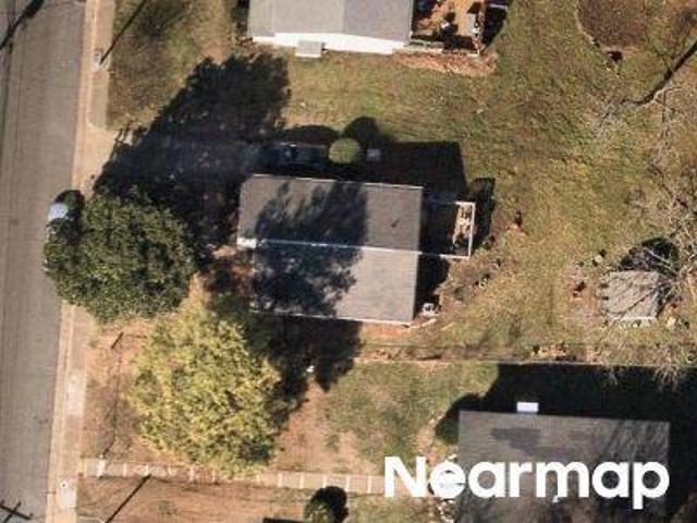 House for sale in Hampton