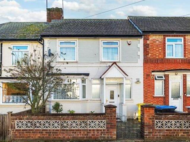 House for sale in Wembley, Greater London