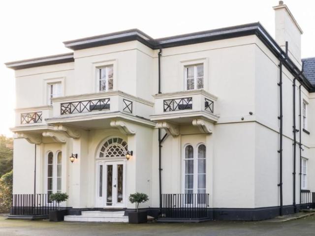 Apartment for rent in Calderstones