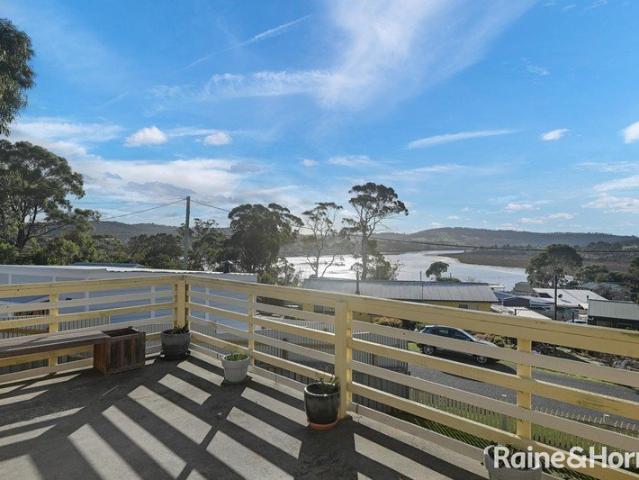 House for sale in Primrose Sands, Tasmania