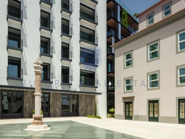 Escritório venda em Living Funchal, Funchal