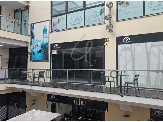 Escritório venda em Living Funchal, Funchal