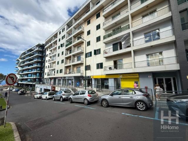 Garagem alugar em Ajuda, Funchal
