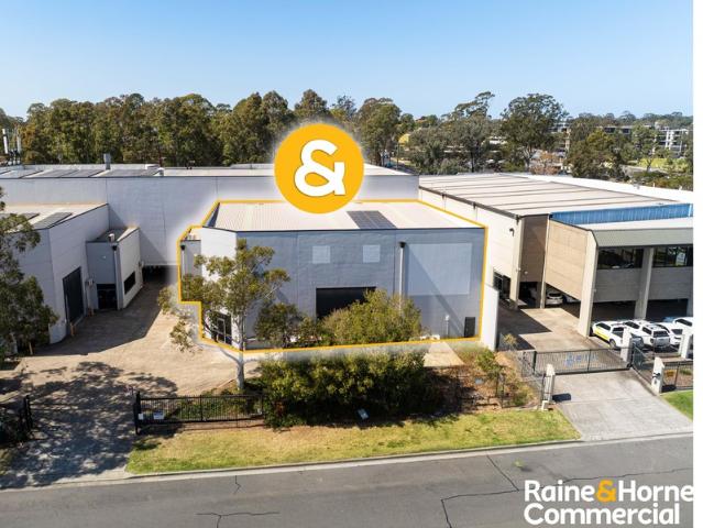 Warehouse for rent in Minto, Sydney