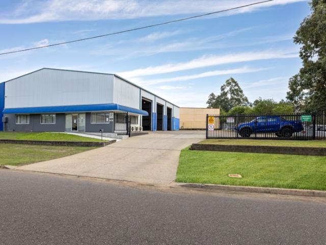 Warehouse for rent in Ambergate, New South Wales