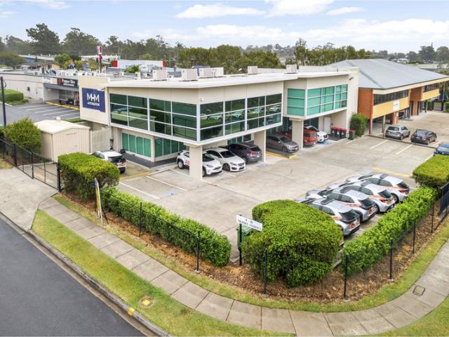 Office for rent in Toombul, Queensland