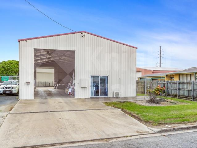 Warehouse for sale in Rockhampton City, Queensland