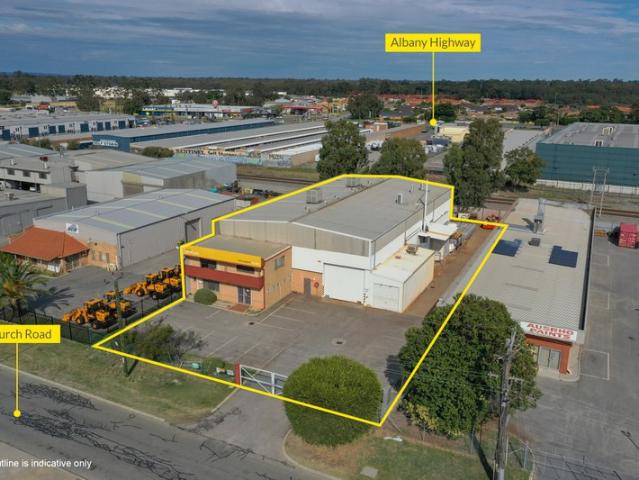 Warehouse for rent in Maddington, Western Australia