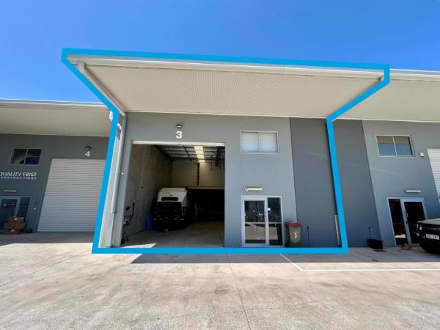 Warehouse for sale in Kings Creek, Queensland
