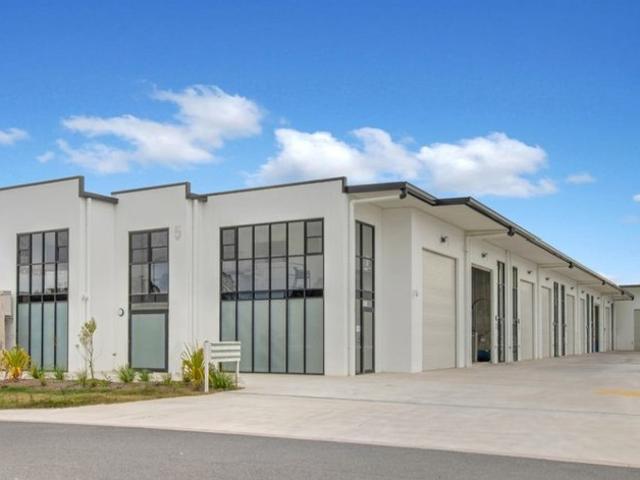 Warehouse for rent in Kings Creek, Queensland