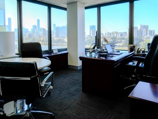 Office for rent in Toombul, Queensland