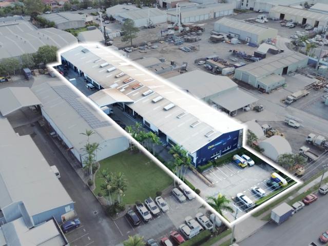 Warehouse for rent in Toombul, Queensland