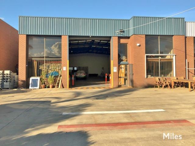Warehouse for rent in Camerons Creek, Victoria