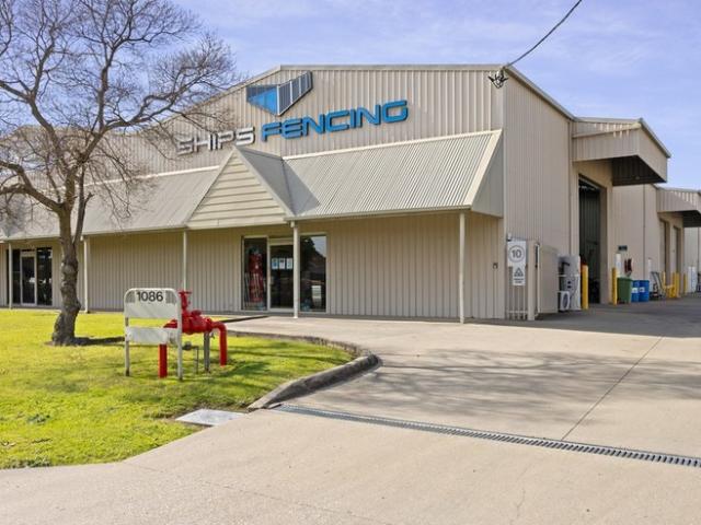 Warehouse for rent in Albury, New South Wales