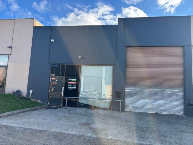Warehouse for sale in Camerons Creek, Victoria