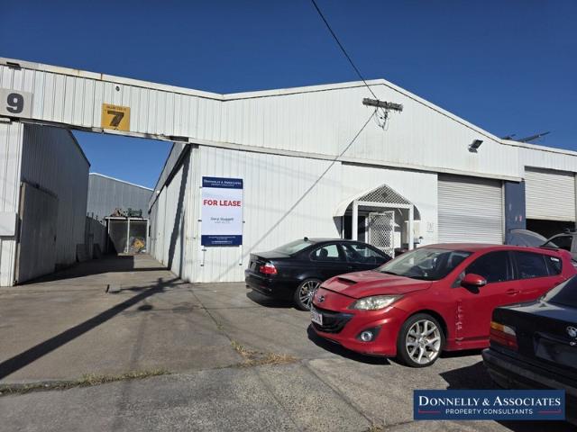 Warehouse for rent in Toombul, Queensland