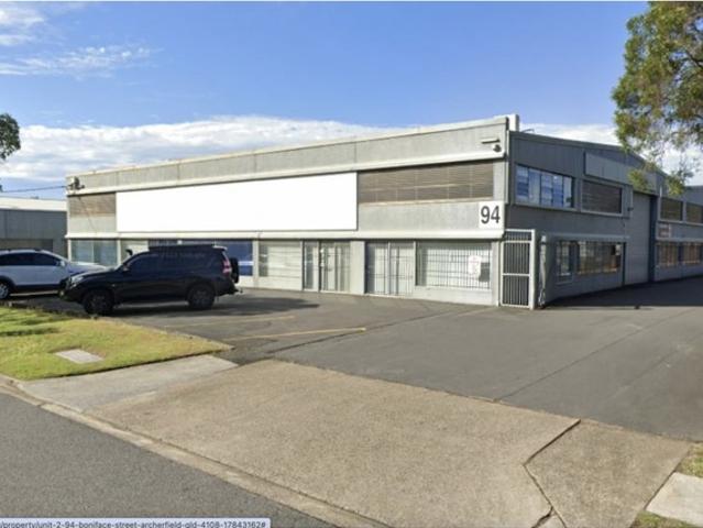 Warehouse for rent in Toombul, Queensland