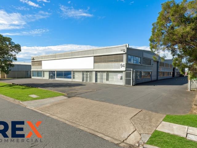 Warehouse for rent in Toombul, Queensland