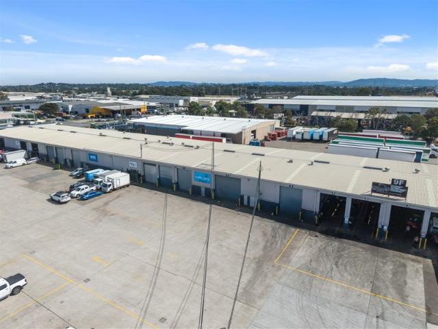 Warehouse for rent in Toombul, Queensland